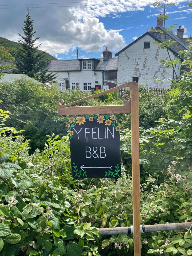 Y Felin Bed And Breakfast And Smallholding Caersws Exteriör bild